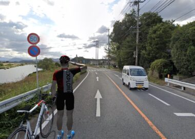 国道200号勝野付近